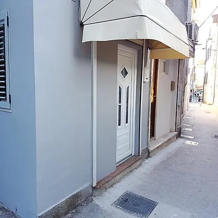 Ivana With Private Bathroom - Center Of Πανσιόν Σπλιτ